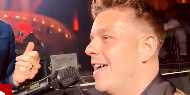 I learned to sing using YouTube – and now it’s my career