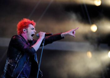My Chemical Romance releases first new song since 2014