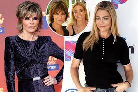 Lisa Rinna proves she texted an apology to Denise Richards over affair rumors