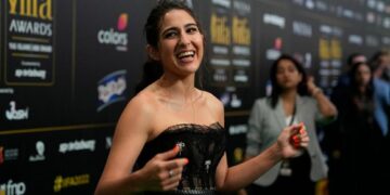 Abu Dhabi Hosts a Pandemic-Delayed Bollywood Awards Ceremony
