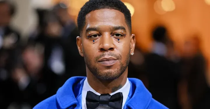 Rolling Loud fans throw water bottles at Kid Cudi during music festival performance