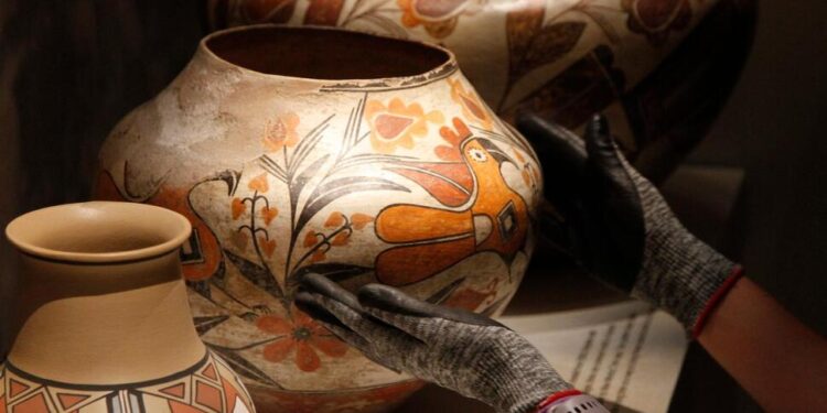 60 Curators, 1 Show: Native Americans Pick Favorite Pottery
